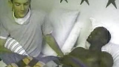 મેન હેઝ અ ક્રશ ઓન ધ હોટ ગર્લ એટ વર્ક