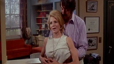 મારા ભાઈઓની ગર્લફ્રેન્ડ એટલી નિર્દોષતાથી સૂતી હતી ...