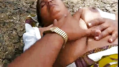 આરબ પત્ની તેના પાડોશીને વિચિત્ર રીતે જાગે છે