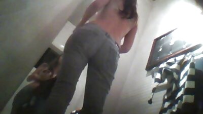 ઓલ્ડ પર્વર્ટ કોર્નર્સ એશિયન ટીન પબ્લિક શાવરમાં