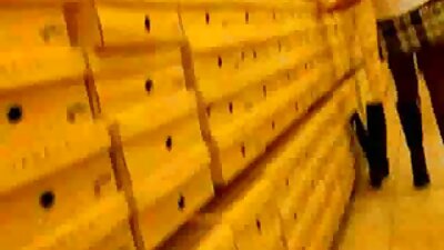 હોટ કપલ પાર્કિંગ લોટ પર ફકિંગ કરતા પકડાયા